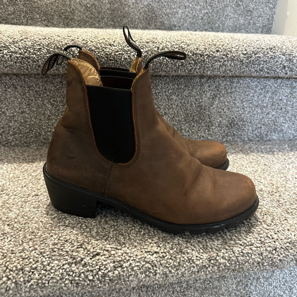 Blundstone Women's Series #1677 Heel
Rustic Brown US Size 6 - Picture 1 of 5